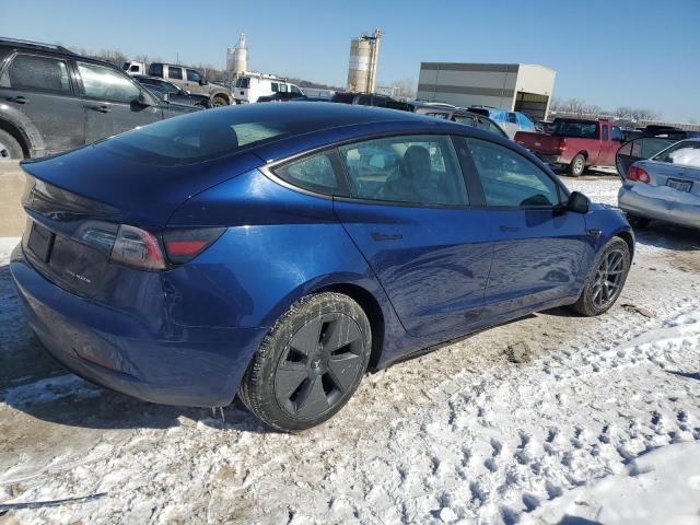 5YJ3E1EB4NF143606 - 2022 TESLA MODEL 3 Синій фото 3