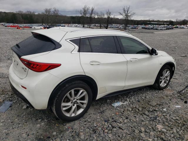 SJKCH5CP6HA029503 - 2017 INFINITI QX30 BASE WHITE photo 3