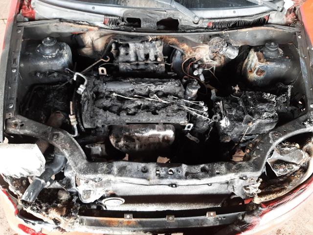 KL1TD62615B311011 - 2005 CHEVROLET AVEO BASE RED photo 11