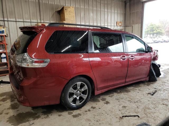 5TDEZ3DC2LS228066 - 2020 TOYOTA SIENNA SE BURGUNDY photo 3