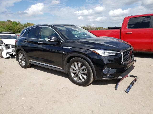 3PCAJ5M16KF130600 - 2019 INFINITI QX50 ESSENTIAL BLACK photo 4