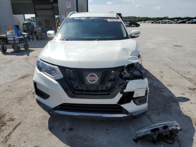 KNMAT2MT6HP605610 - 2017 NISSAN ROGUE S WHITE photo 5