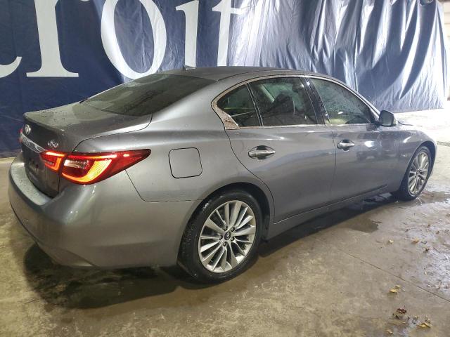 JN1EV7AR5JM439494 - 2018 INFINITI Q50 LUXE SILVER photo 3