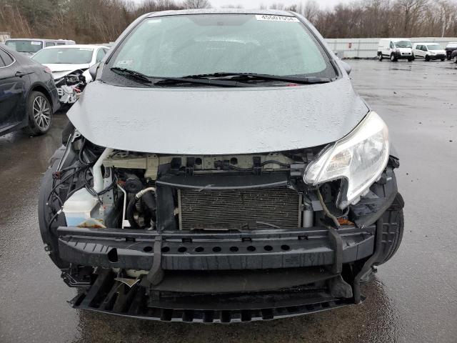 3N1CE2CP7FL375272 - 2015 NISSAN VERSA NOTE S GRAY photo 5