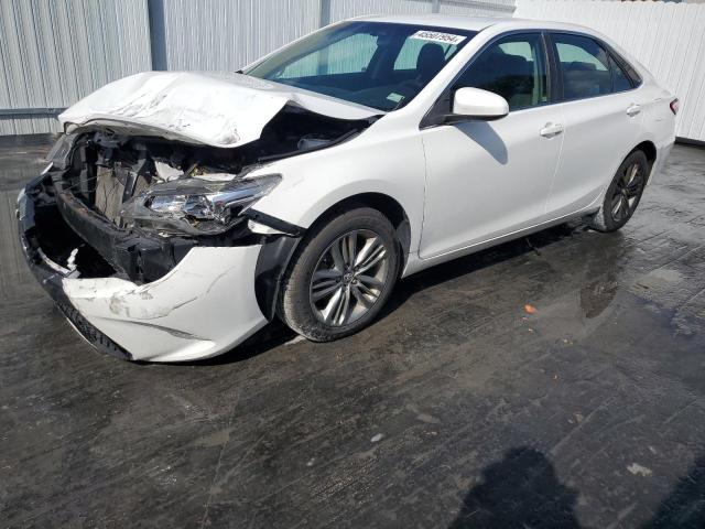 4T1BF1FK2HU368606 - 2017 TOYOTA CAMRY LE WHITE photo 1