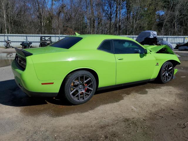 2C3CDZFJ3KH642673 - 2019 DODGE CHALLENGER R/T SCAT PACK GREEN photo 3