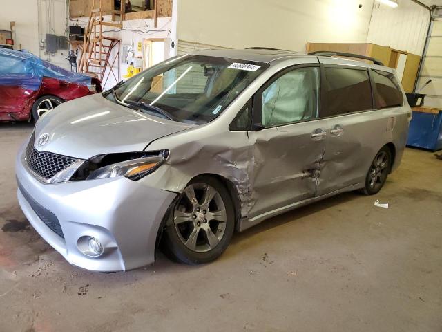 2016 TOYOTA SIENNA SE, 