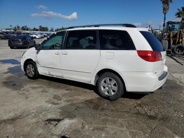 5TDZA23C04S182145 - 2004 TOYOTA SIENNA CE WHITE photo 2