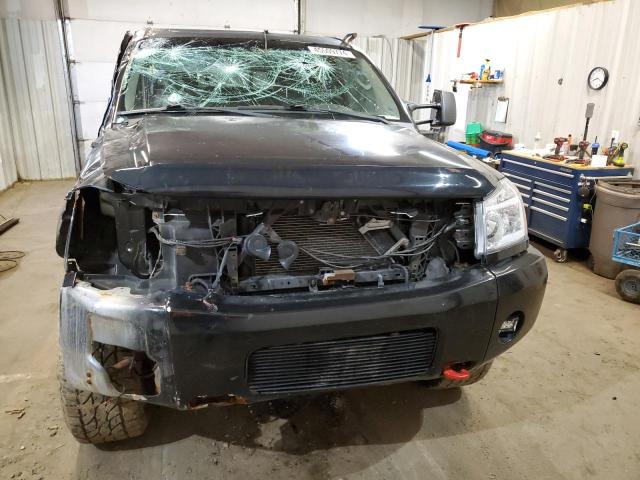 1N6AA06B24N579007 - 2004 NISSAN TITAN XE BLACK photo 5