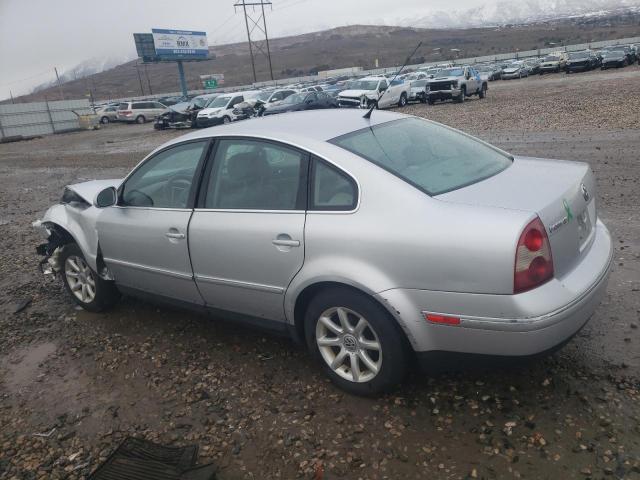 WVWPD63B04E283608 - 2004 VOLKSWAGEN PASSAT GLS SILVER photo 2