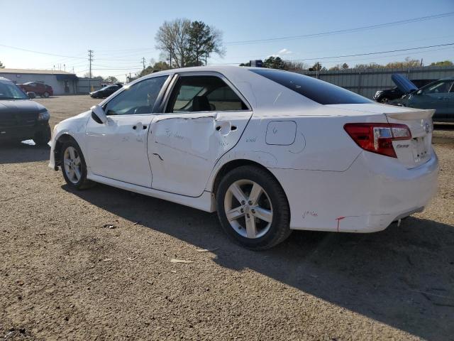 4T1BF1FK8DU287104 - 2013 TOYOTA CAMRY L WHITE photo 2