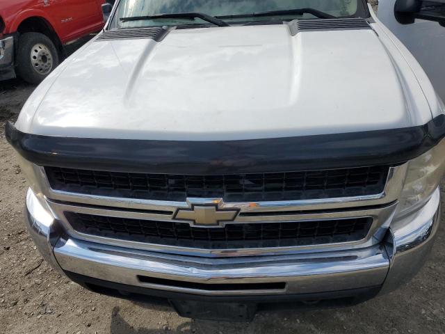 1GCJC79629E157752 - 2009 CHEVROLET SILVERADO C3500 WHITE photo 11