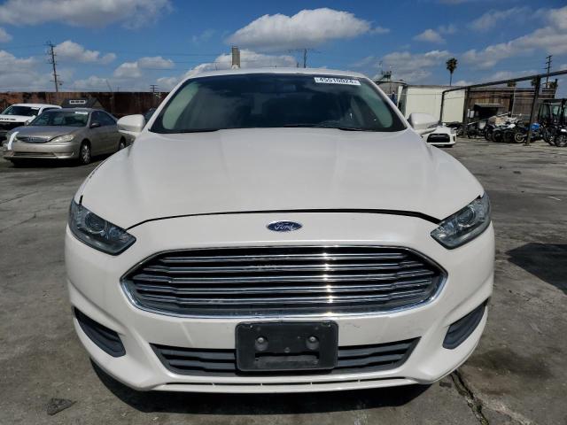 3FA6P0HR9DR325668 - 2013 FORD FUSION SE WHITE photo 5