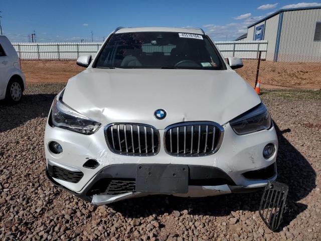 WBXHT3C38J5L28078 - 2018 BMW X1 XDRIVE28I WHITE photo 5