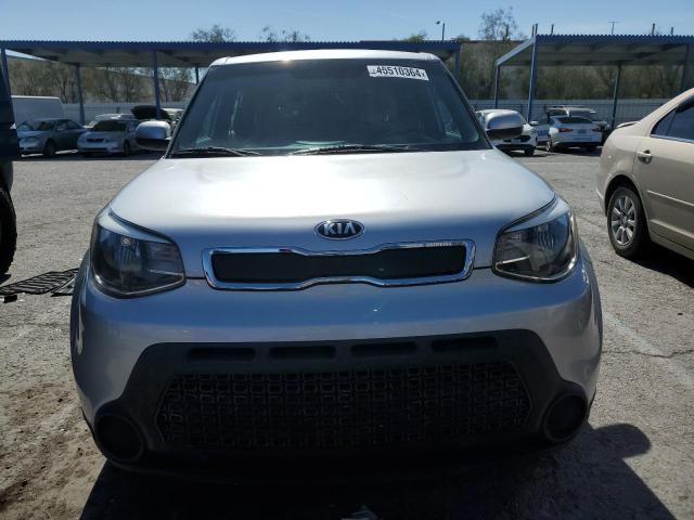 KNDJN2A28E7724518 - 2014 KIA SOUL SILVER photo 5