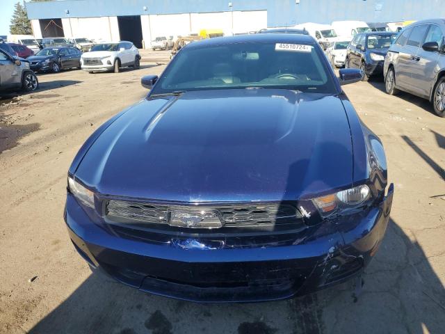 1ZVBP8AM2C5250476 - 2012 FORD MUSTANG BLUE photo 5