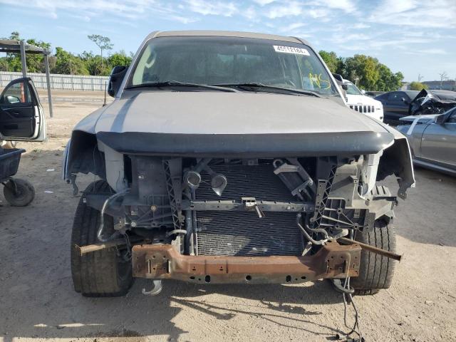 1N6AA07B84N504763 - 2004 NISSAN TITAN XE SILVER photo 5