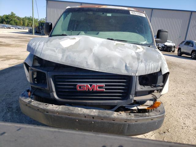 1GTEG15X131141462 - 2003 GMC SAVANA G1500 WHITE photo 5