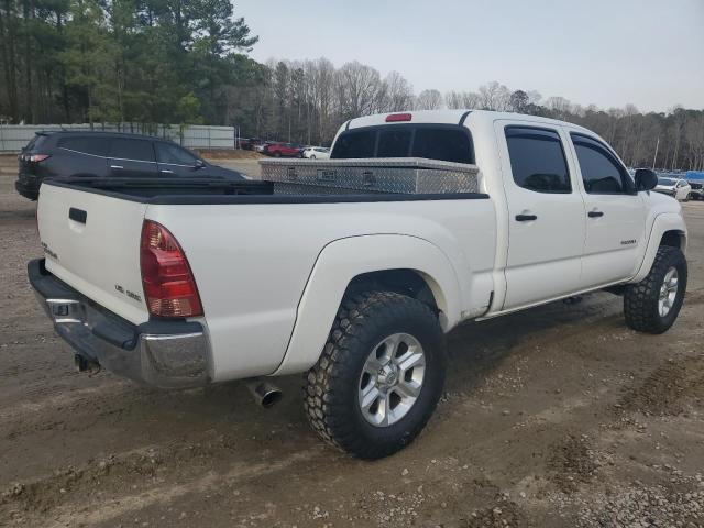 5TEMU52N56Z190530 - 2006 TOYOTA TACOMA DOUBLE CAB LONG BED WHITE photo 3