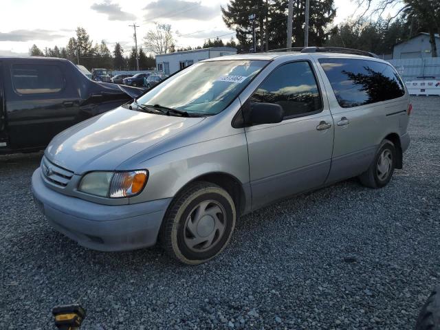 2001 TOYOTA SIENNA LE, 