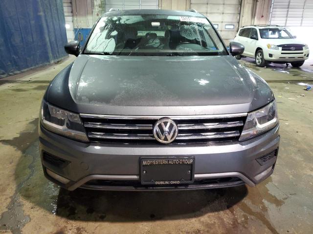 3VV2B7AX7JM152039 - 2018 VOLKSWAGEN TIGUAN SE GRAY photo 5