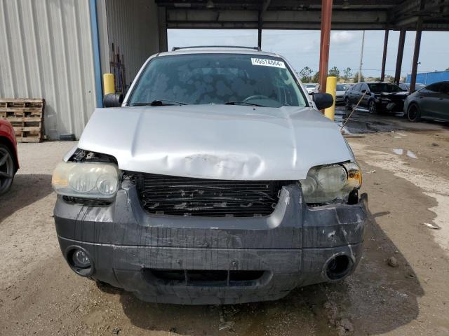 1FMYU93ZX6KD55157 - 2006 FORD ESCAPE XLT SILVER photo 5