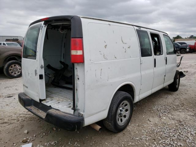 1GCSGAFX2B1110737 - 2011 CHEVROLET EXPRESS G1 WHITE photo 3