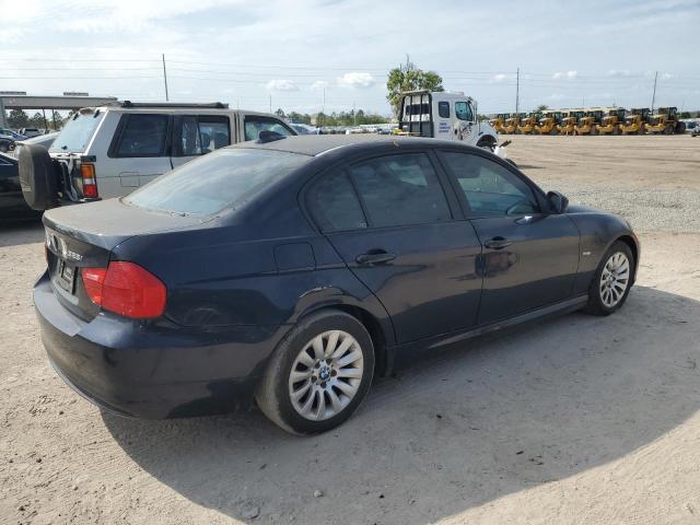 WBAPH77599NM28213 - 2009 BMW 328 I BLUE photo 3