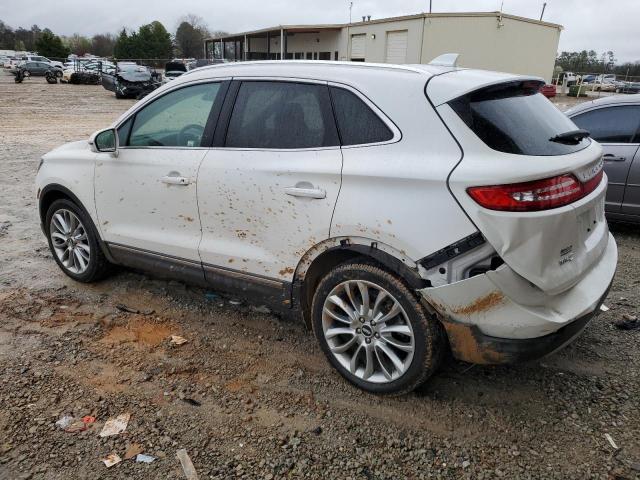 5LMCJ3C99HUL56885 - 2017 LINCOLN MKC RESERVE WHITE photo 2