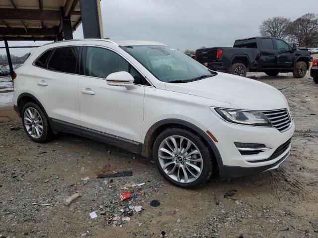 5LMCJ3C99HUL56885 - 2017 LINCOLN MKC RESERVE WHITE photo 4