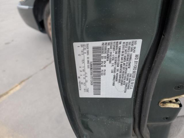 1LNHM81W61Y712438 - 2001 LINCOLN TOWN CAR EXECUTIVE GREEN photo 12