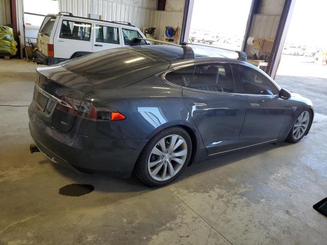 5YJSA1E2XGF132409 - 2016 TESLA MODEL S GRAY photo 3