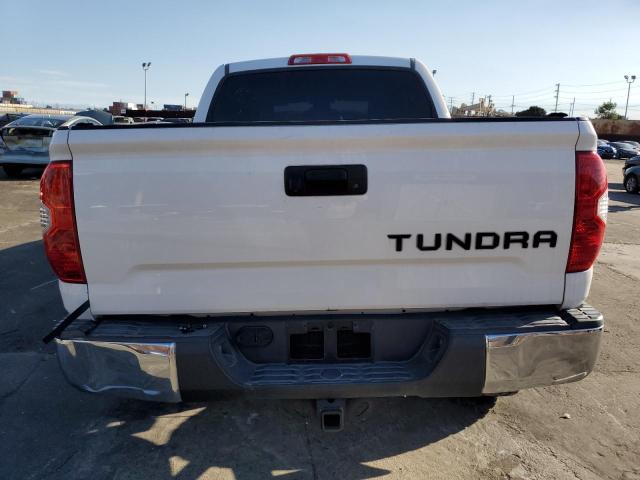 5TFEY5F16EX150785 - 2014 TOYOTA TUNDRA CREWMAX SR5 WHITE photo 6