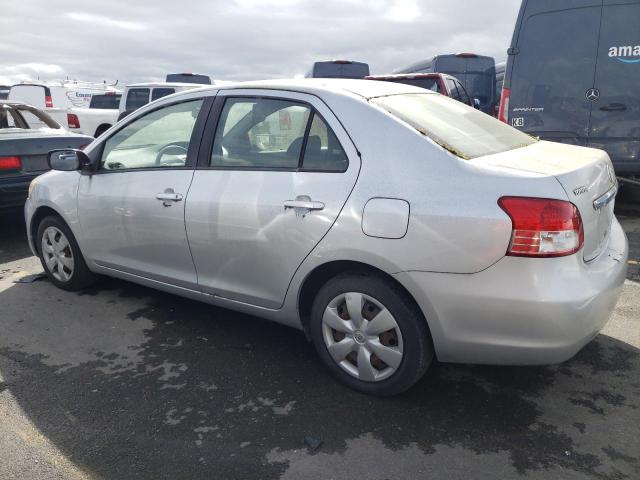 JTDBT923571129111 - 2007 TOYOTA YARIS SILVER photo 2