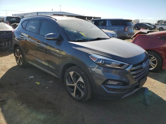 KM8J3CA28JU778095 - 2018 HYUNDAI TUCSON VALUE GRAY photo 4