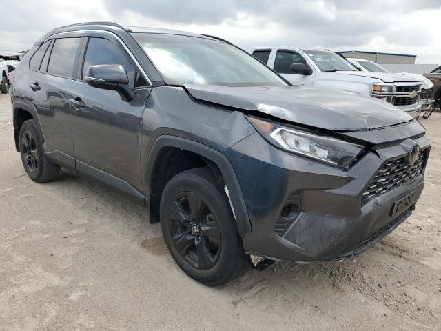 2T3W1RFV4KC012988 - 2019 TOYOTA RAV4 XLE GRAY photo 4