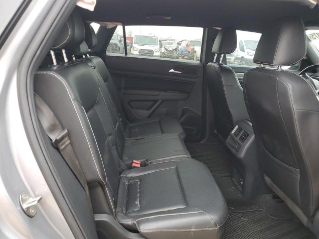 1V23C2CA3LC223185 - 2020 VOLKSWAGEN ATLAS CROS SE SILVER photo 11