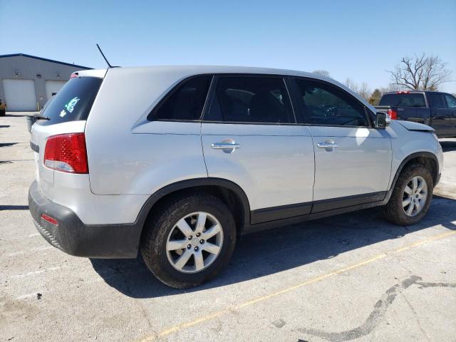 5XYKT3A10DG410273 - 2013 KIA SORENTO LX SILVER photo 3