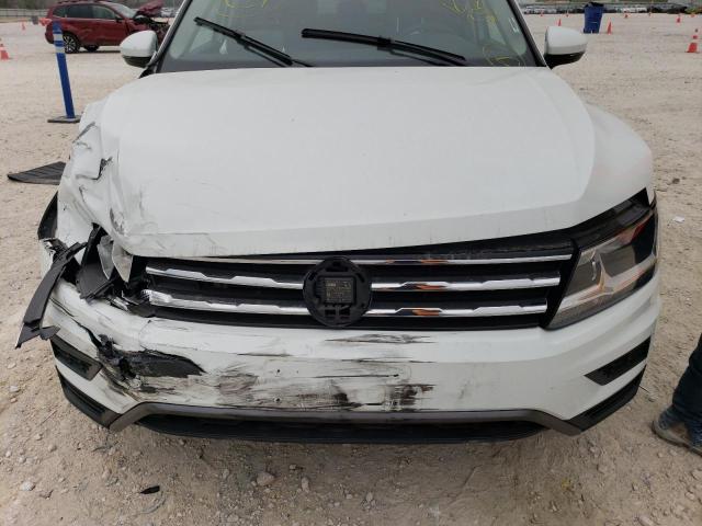 3VV2B7AX5MM127385 - 2021 VOLKSWAGEN TIGUAN SE WHITE photo 11