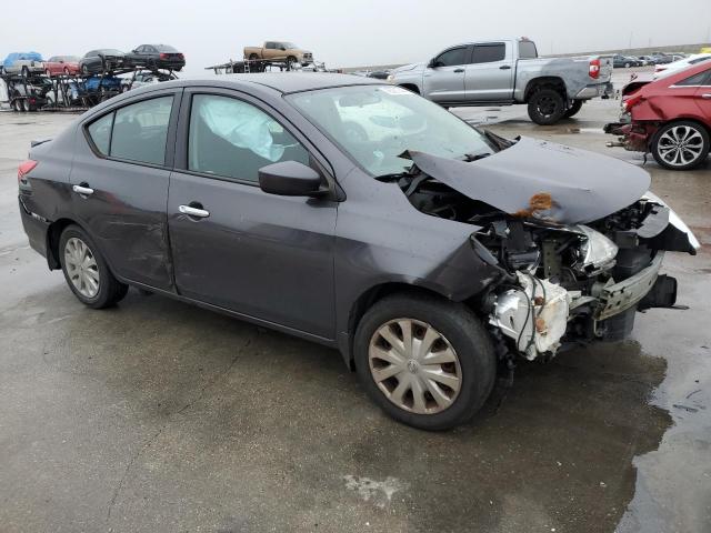 3N1CN7AP7FL864576 - 2015 NISSAN VERSA S GRAY photo 4