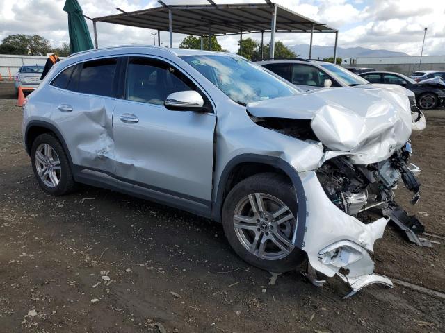 W1N4N4GB2MJ155420 - 2021 MERCEDES-BENZ GLA 250 SILVER photo 4