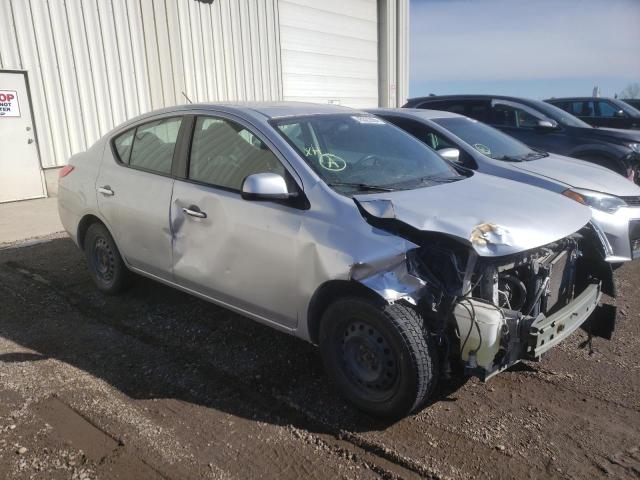 3N1CN7AP9CL894738 - 2012 NISSAN VERSA S SILVER photo 4