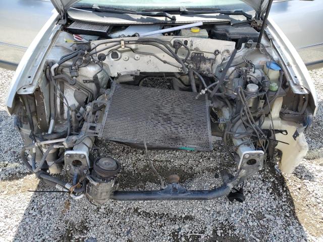 WVWVD63B83E215191 - 2003 VOLKSWAGEN PASSAT GLS SILVER photo 11