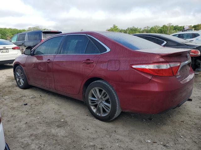 4T1BF1FK4HU771597 - 2017 TOYOTA CAMRY LE RED photo 2