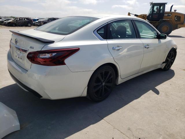 1N4AL3AP3HC488689 - 2017 NISSAN ALTIMA 2.5 WHITE photo 3