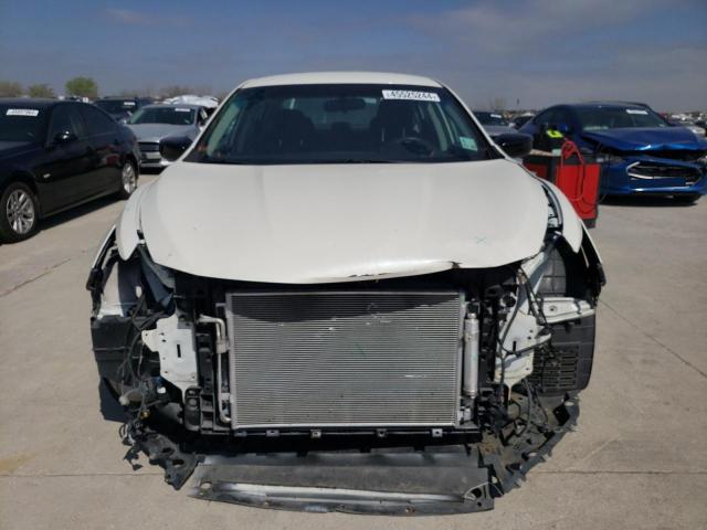 1N4AL3AP3HC488689 - 2017 NISSAN ALTIMA 2.5 WHITE photo 5