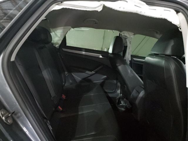 1VWDT7A30HC062600 - 2017 VOLKSWAGEN PASSAT R-LINE ნაცრისფერი ფოტო 10