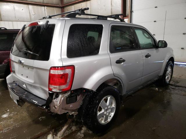 1FMCU9D72AKD48297 - 2010 FORD ESCAPE XLT SILVER photo 3