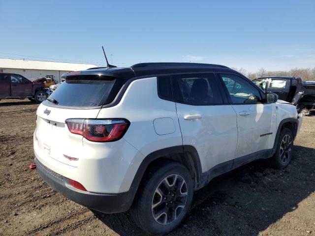 3C4NJDDB0KT695379 - 2019 JEEP COMPASS TRAILHAWK WHITE photo 3