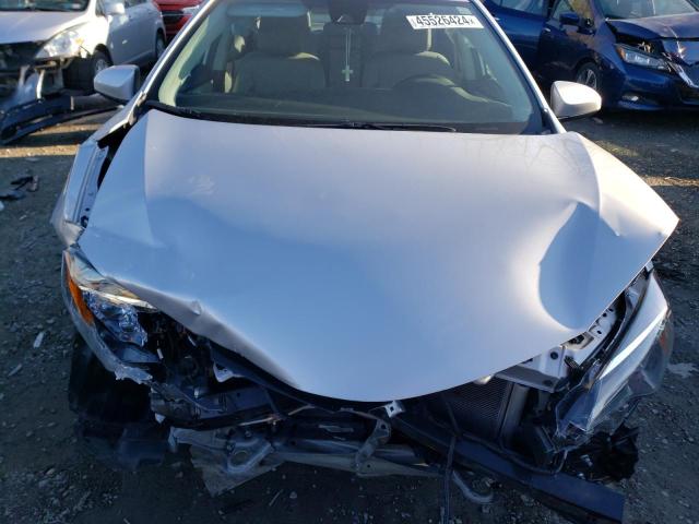 2T1BURHE8HC757005 - 2017 TOYOTA COROLLA L SILVER photo 11